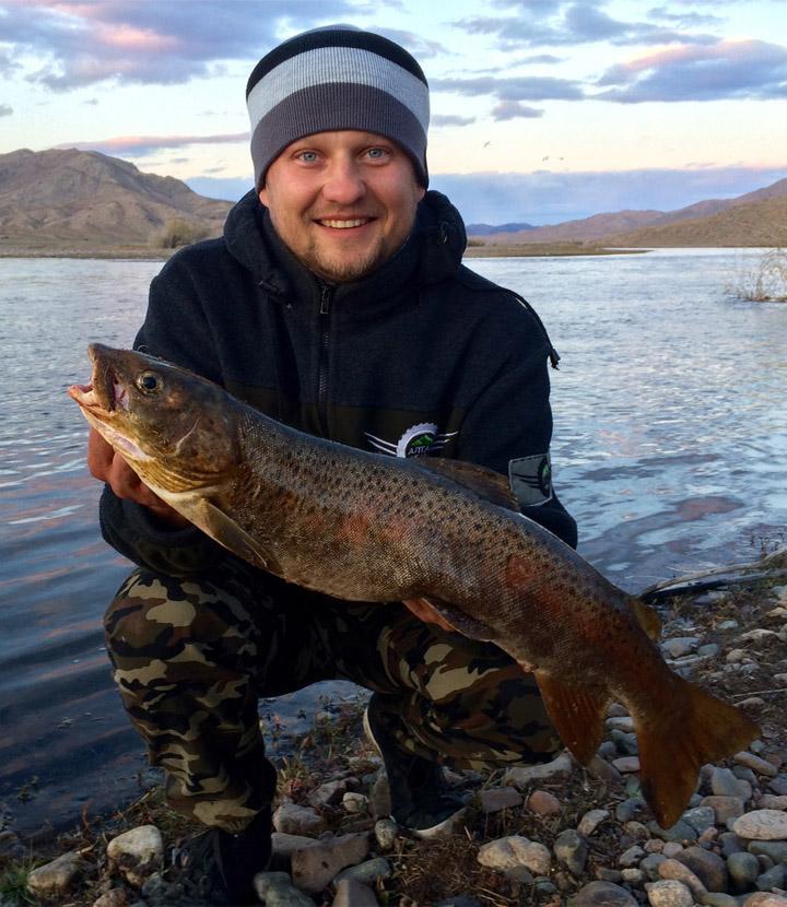 Рыбалка на тайменя в Монголии