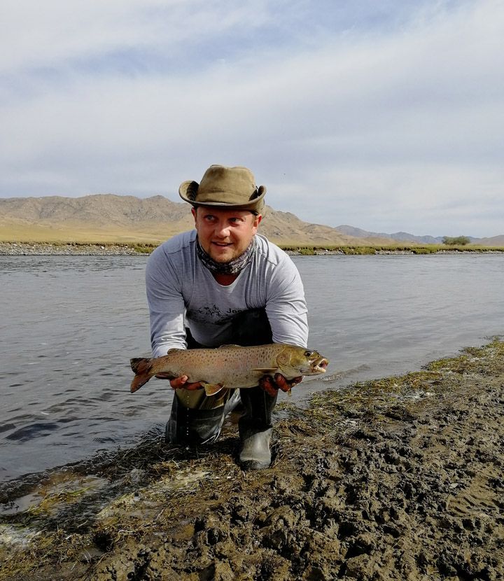 Рыбалка на тайменя в Монголии из г.Иркутска